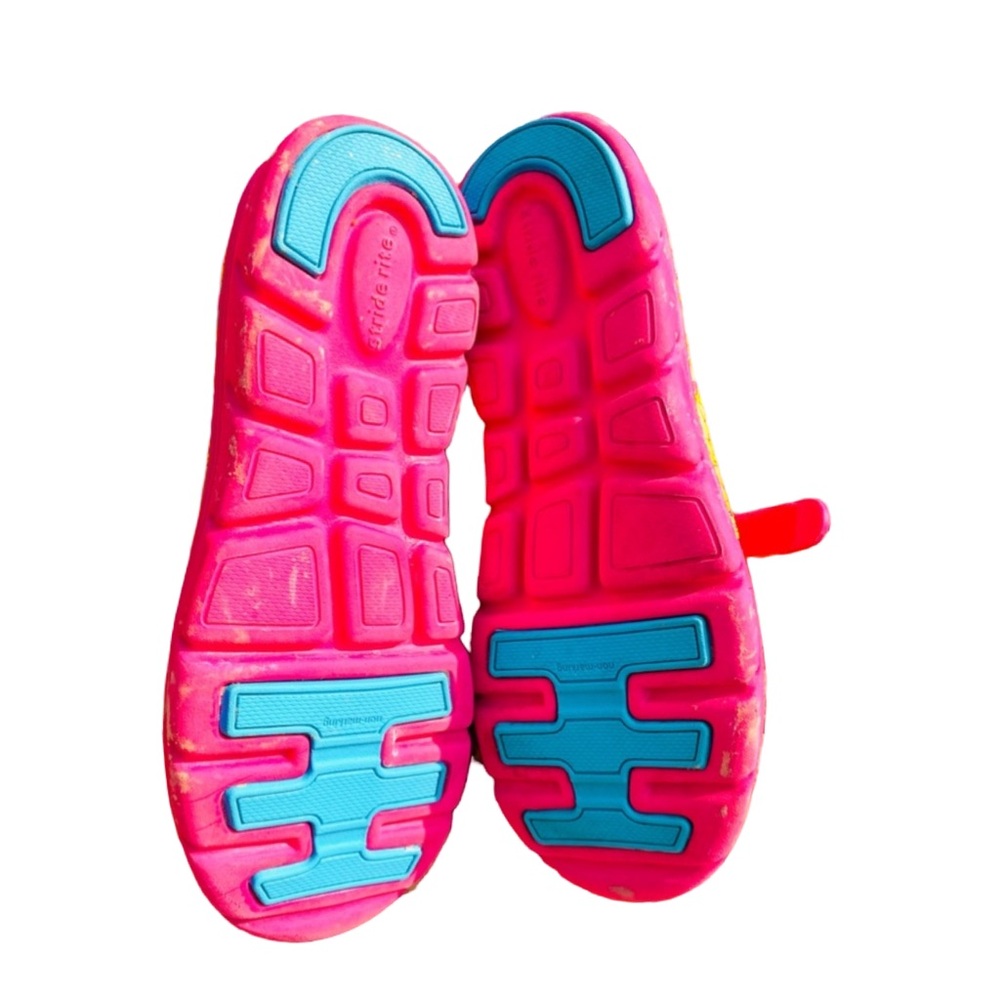 Stride Rite - Picture 4 of 8